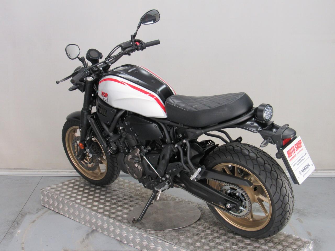 Yamaha XSR 700 ABS X-TRIBUTE SCARICO CARBON