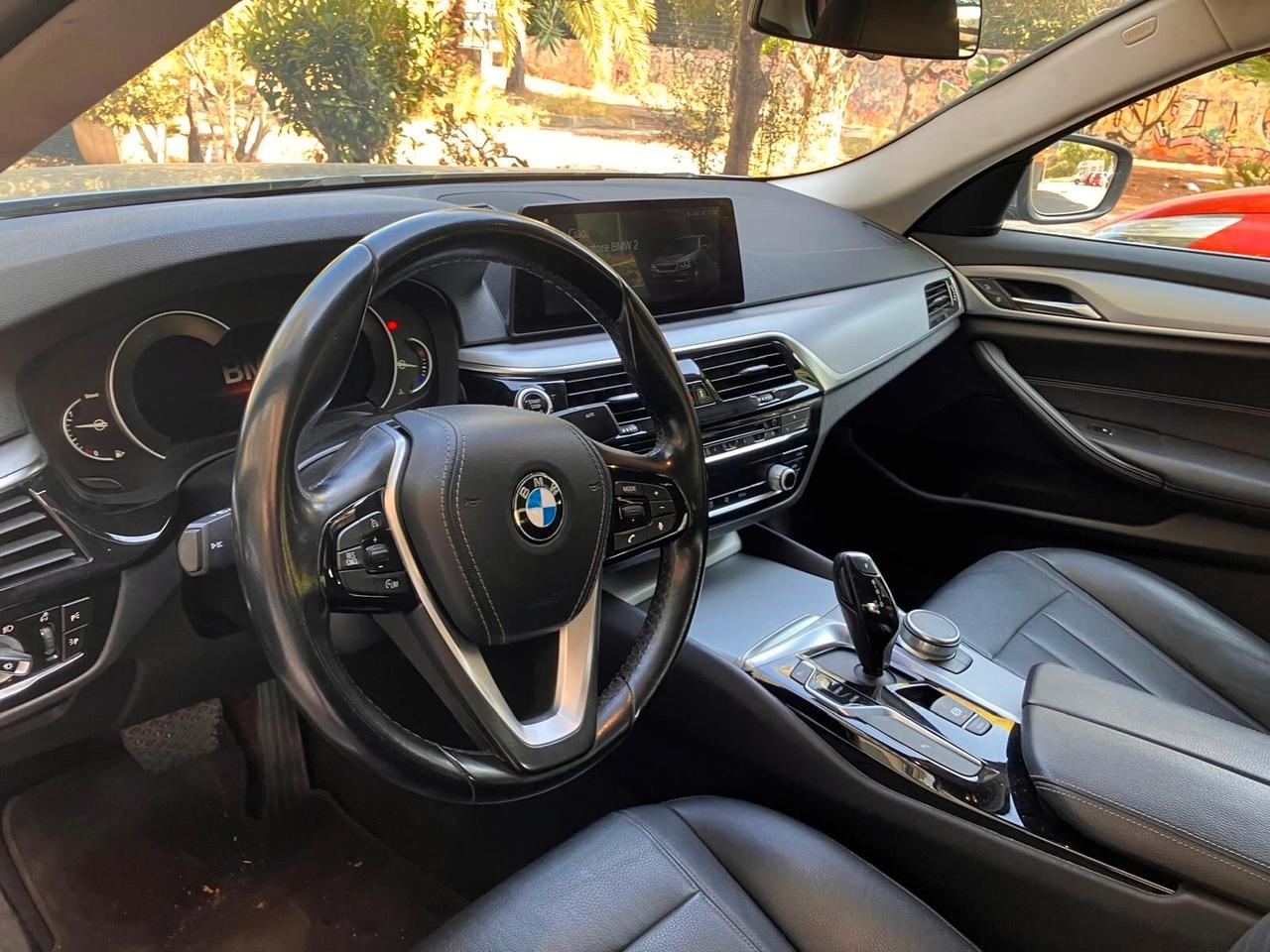 Bmw 520d xDrive Luxury service certificato BMW