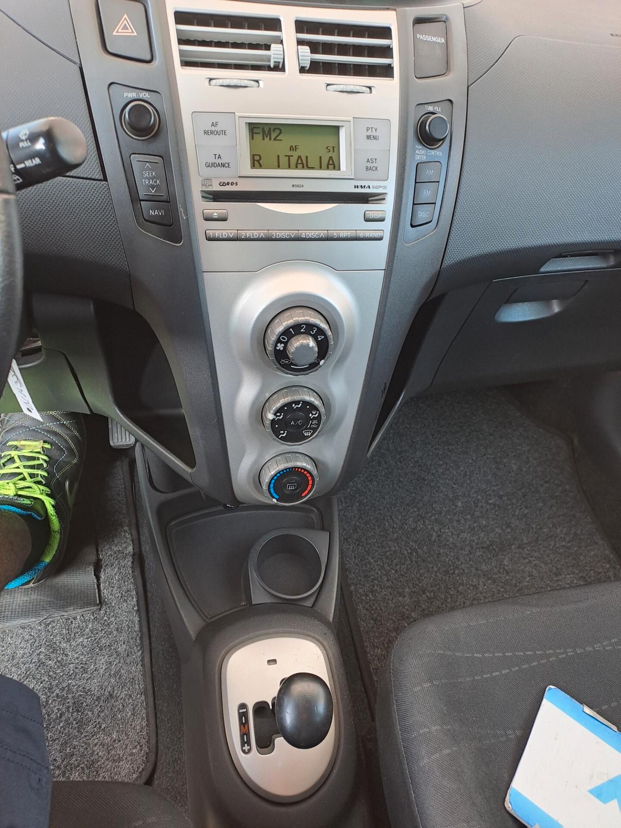 Toyota Yaris 1.3 5 porte Sol