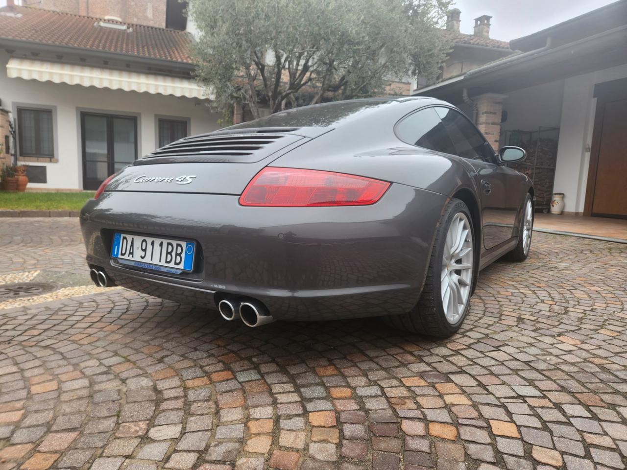 Porsche 911 Carrera 4S Coupé