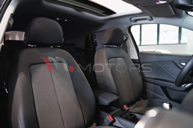 AUDI Q2 30 TDI Identity Black