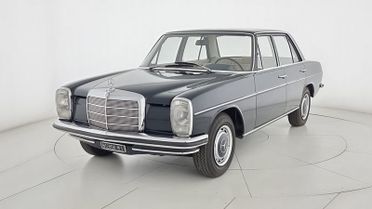 Mercedes-Benz W115 200 200 8 - condizioni impeccabili