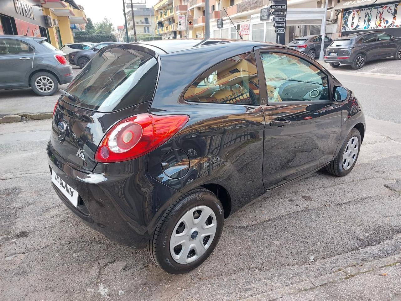 Ford Ka 1.2 8V 69CV Titanium