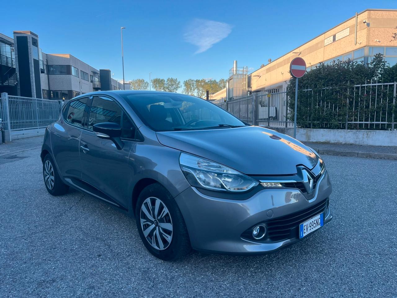 RENAULT CLIO 1.2 GPL X NEOPATENTATI