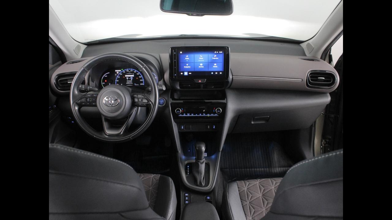 TOYOTA Yaris Cross 2021 - Yaris Cross 1.5h Lounge fwd 116cv e-cvt