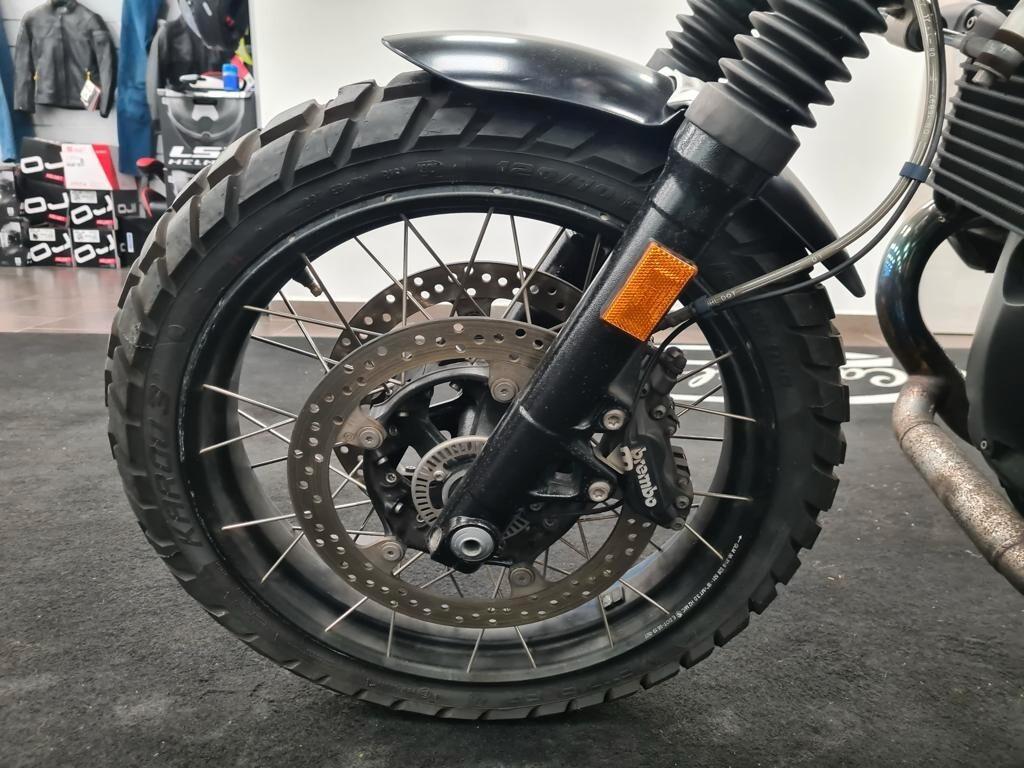 BMW R NINE T