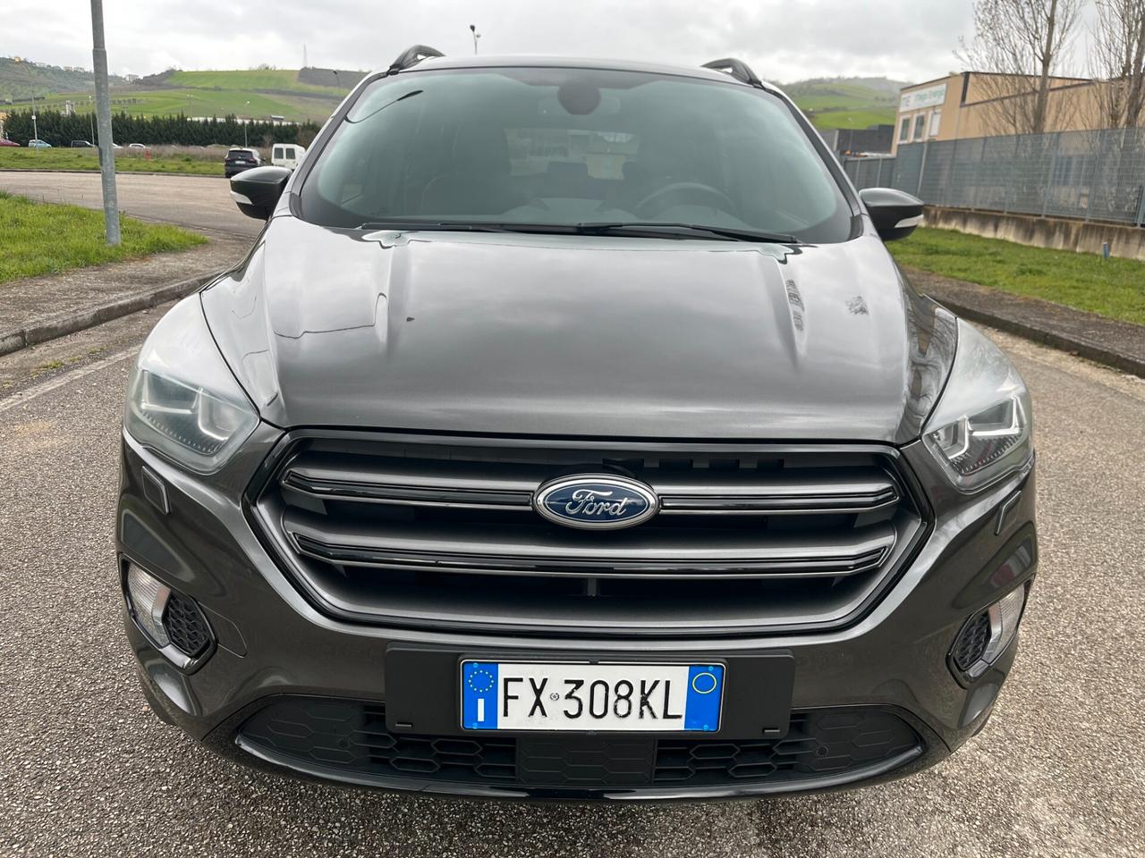 Ford Kuga 2.0 TDCI 150 cv 4WD Powershift ST-Line