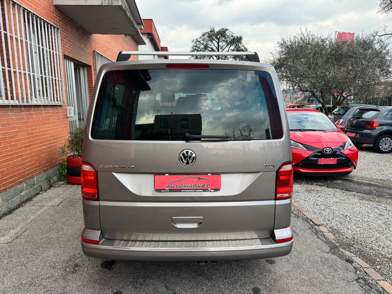 Volkswagen Caravelle 2.0 TDI 150CV DSG Comfortline