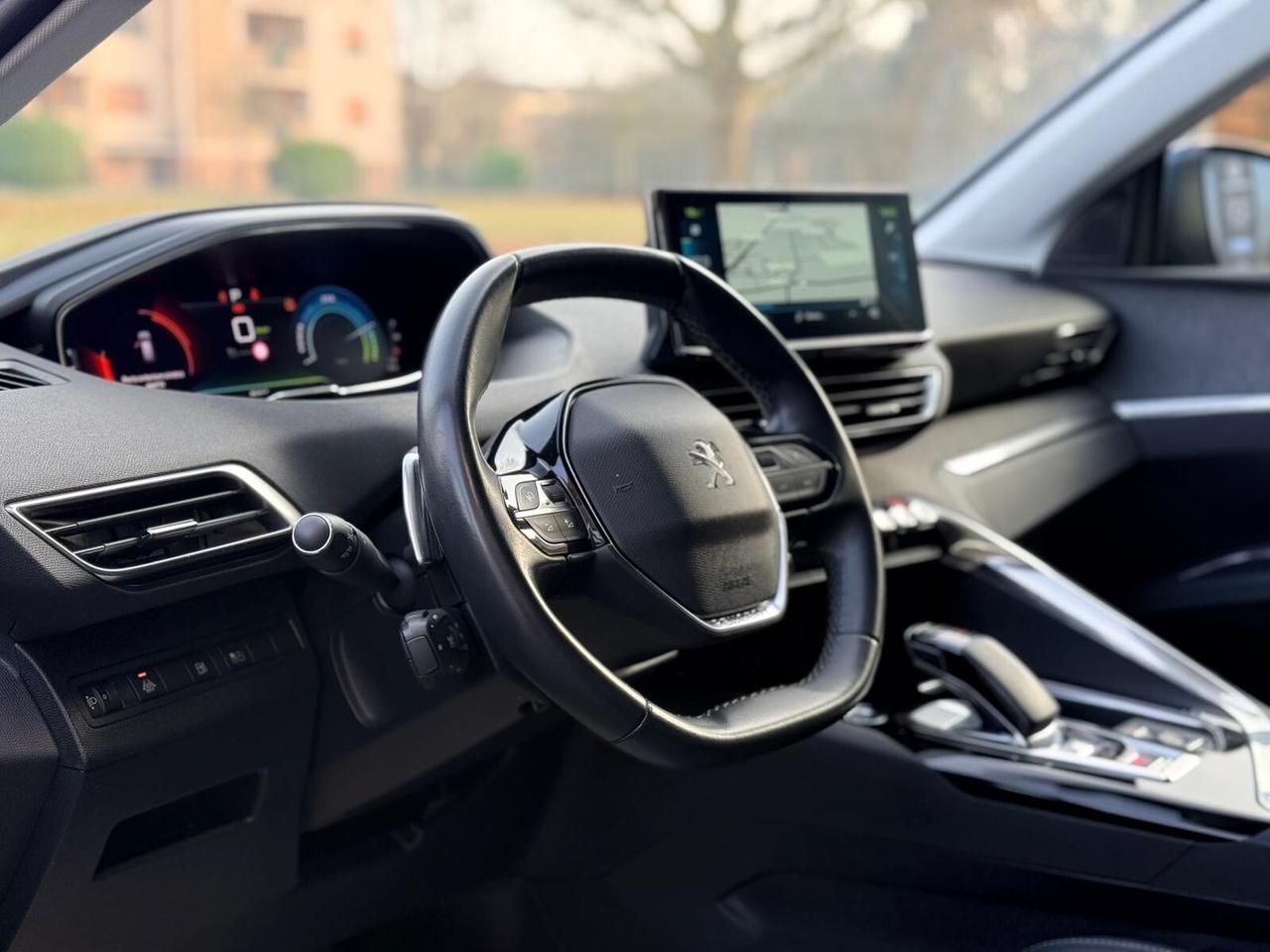 Peugeot 3008 Hybrid 225 e-EAT8 Allure