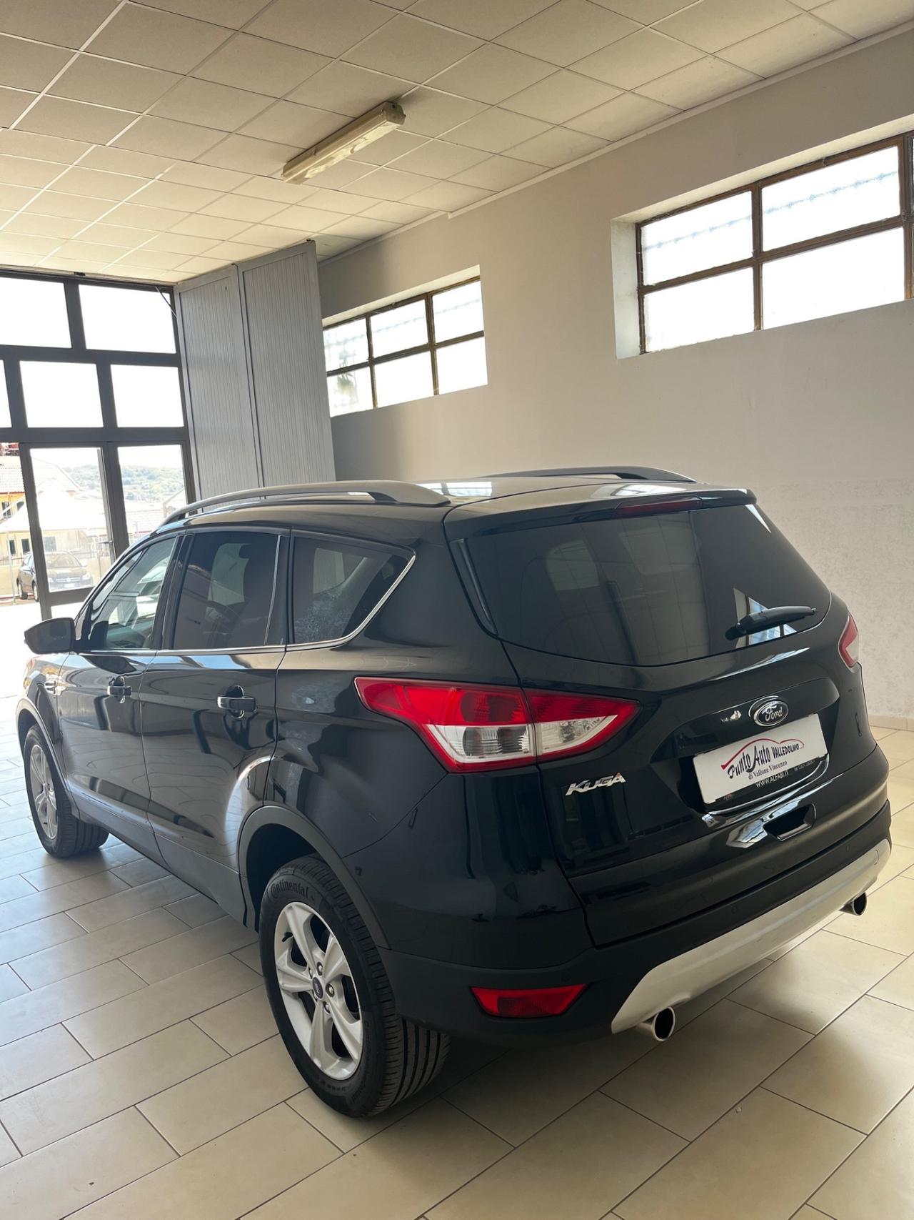 Ford Kuga 2.0 TDCI 120 CV S&S 2WD Business