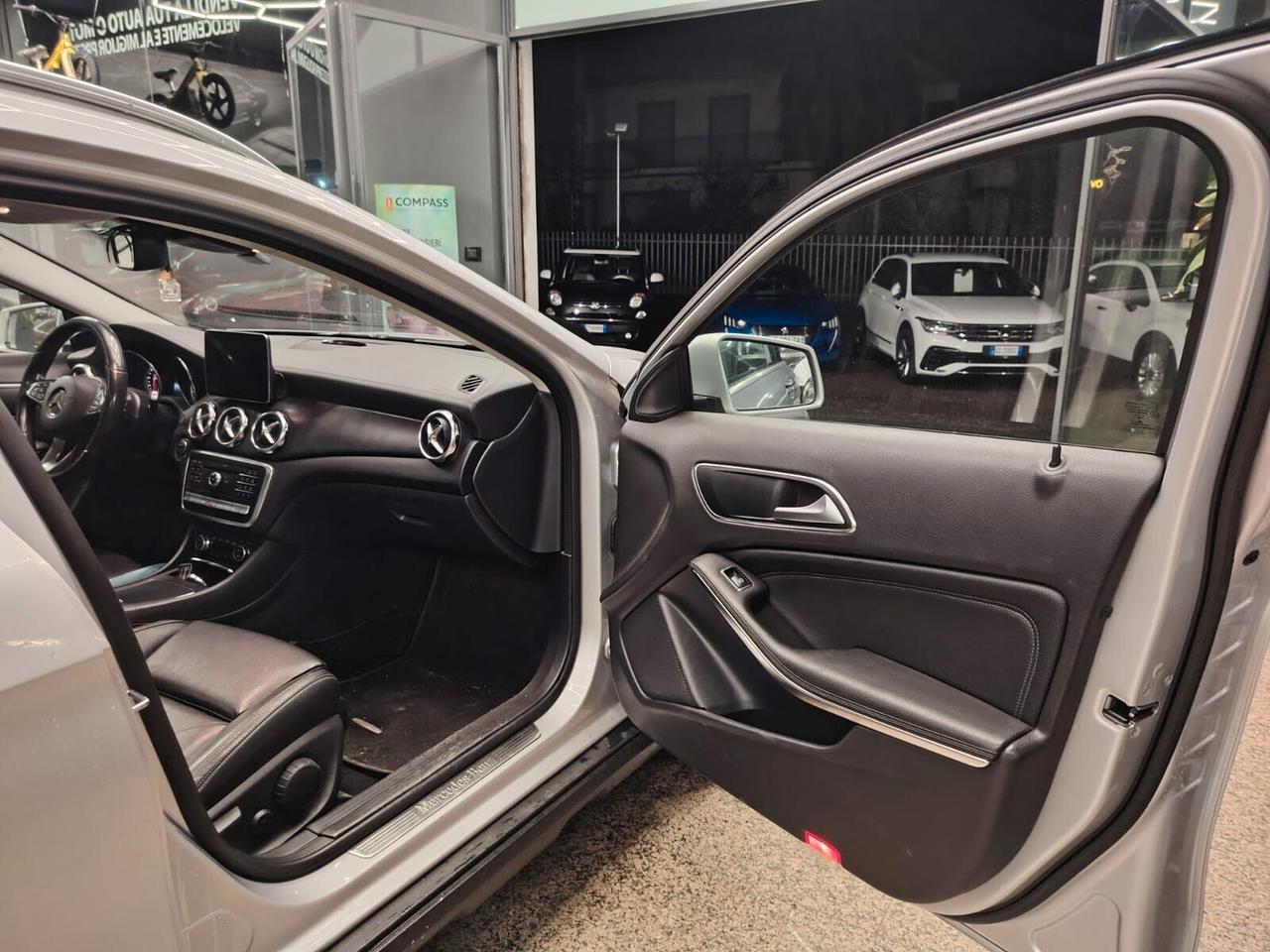 Mercedes-Benz GLA 220 d Automatic 4Matic Sport