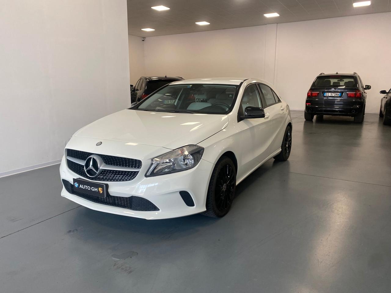 Mercedes-benz A 180 d Premium