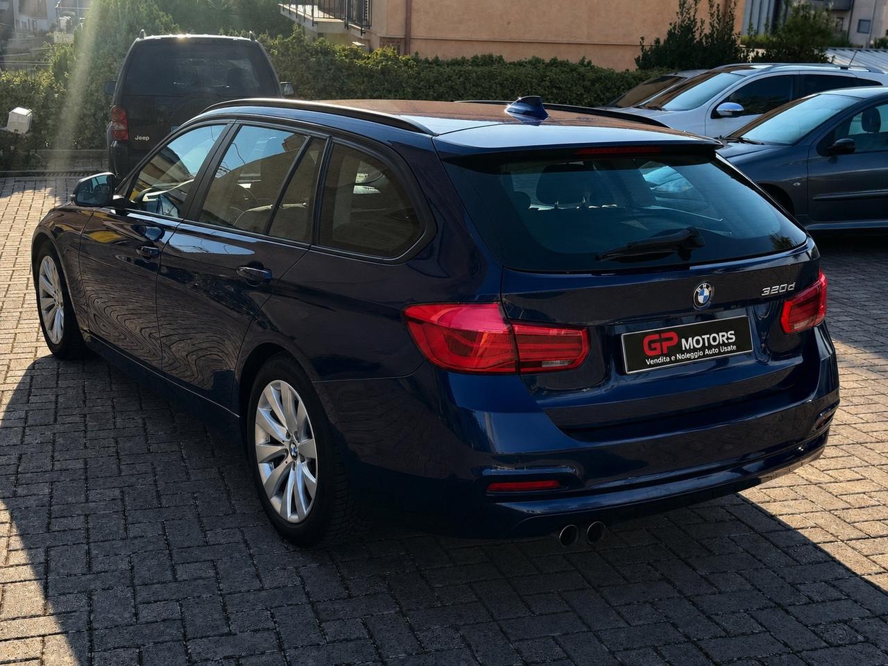 Bmw 320 320d Efficient Dynamics Touring Business Advantage aut.