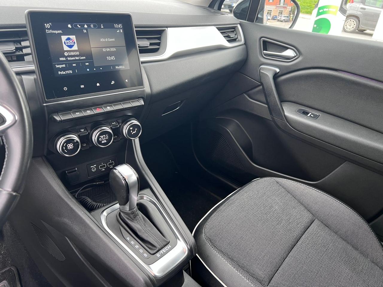 Renault Captur E-TECH 145 HEV Intens #10239