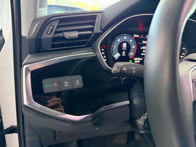 AUDI Q3 SPB 35 TDI S tronic Business Plus