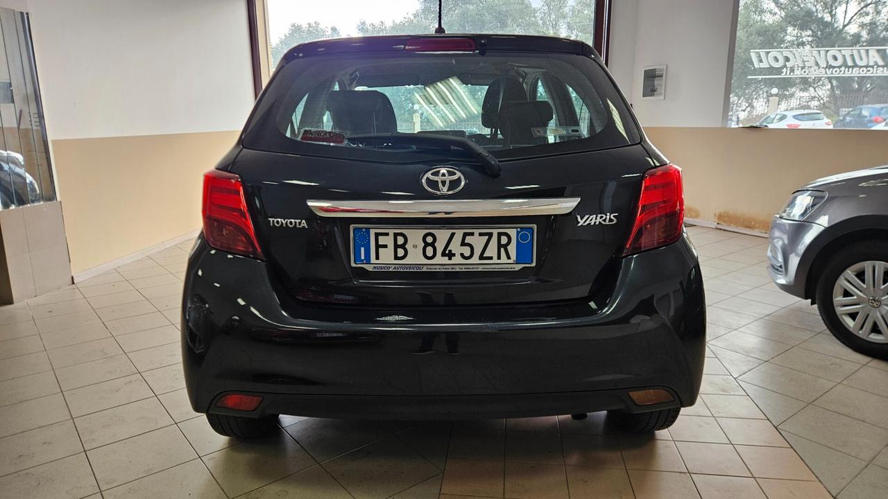 Toyota Yaris 1.4 D-4D 5 porte Lounge