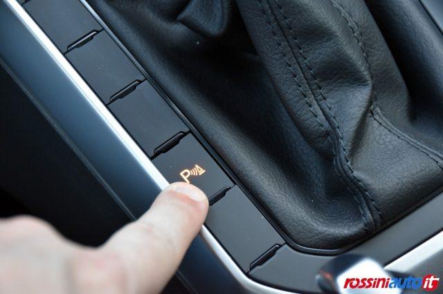 VOLKSWAGEN Polo 1.0 TSI 95 CV DSG LIFE + TECH PACK - 2XCLIMA - PDC