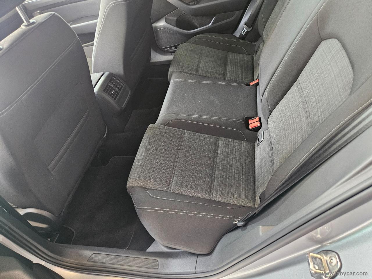 VOLKSWAGEN Passat Var. 2.0 TDI EVO DSG Business