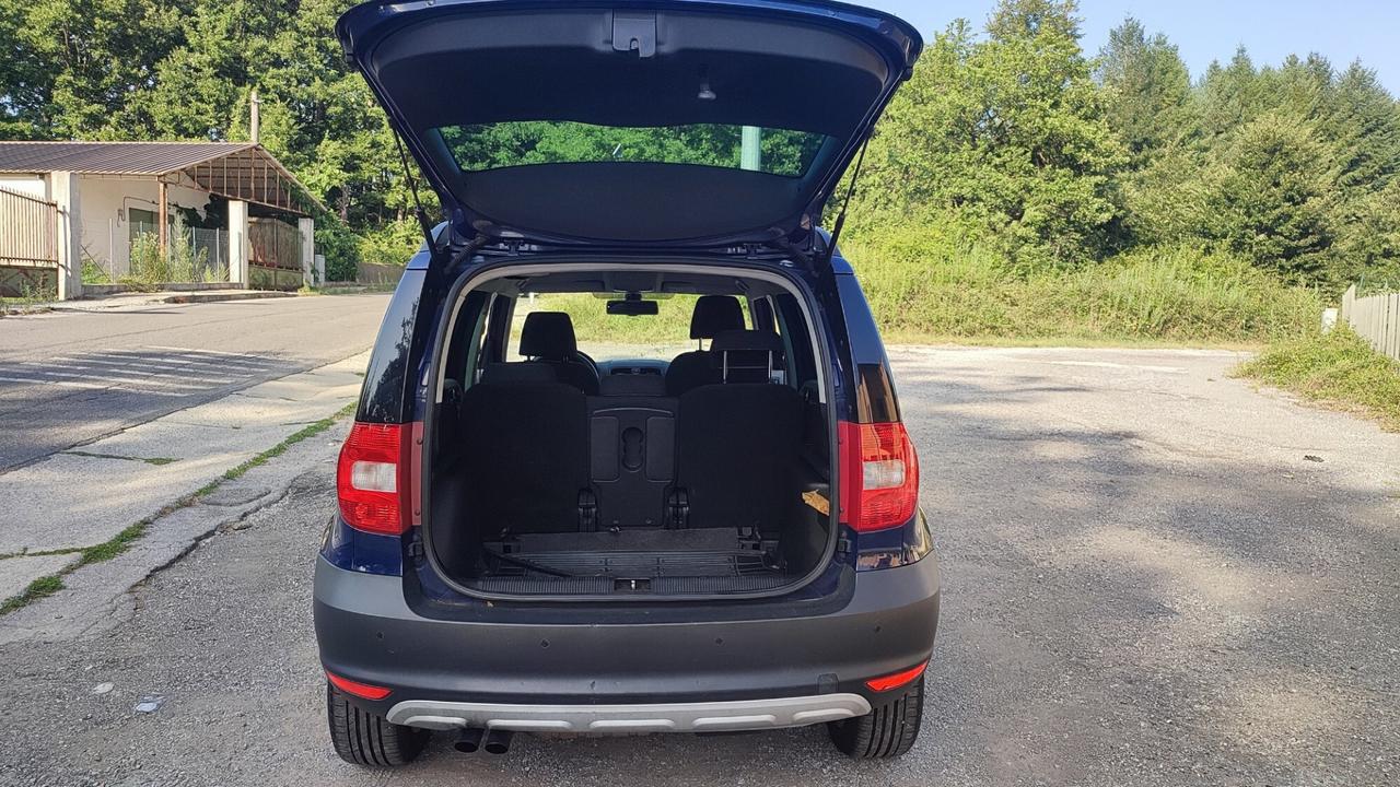 SKODA YETI 2.0 TDI DSG 4X4 140 CV ADVENTURE