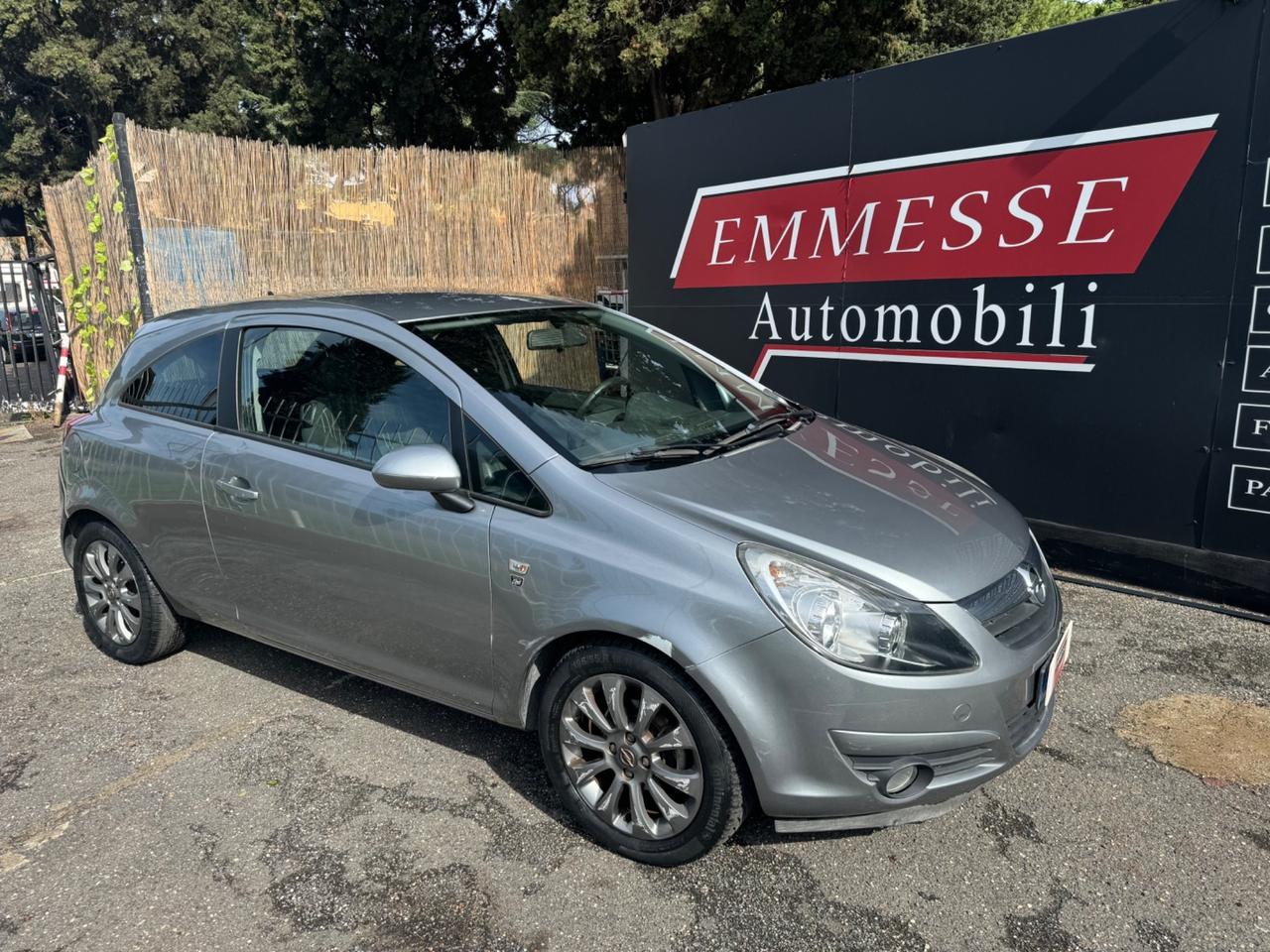 Opel Corsa 1.2 GPL NUOVO - POCHI KM - 2010