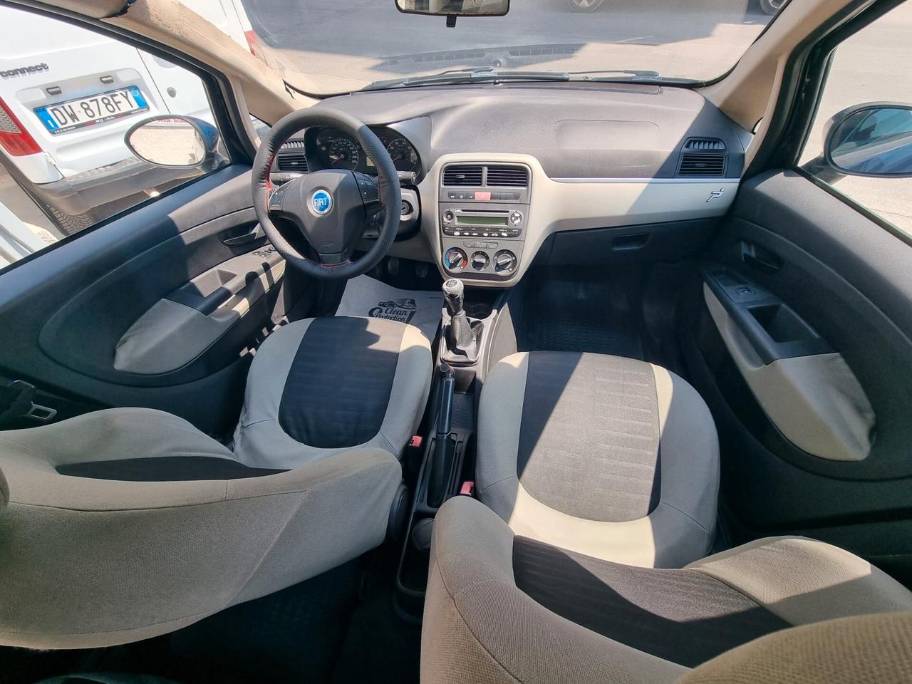 Fiat Grande Punto 1.3 MJT 75 CV 5 porte Dynamic
