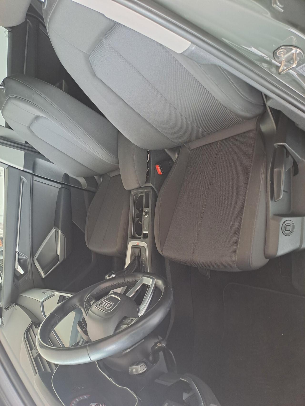 Audi Q3 35 TDI S tronic 150cv