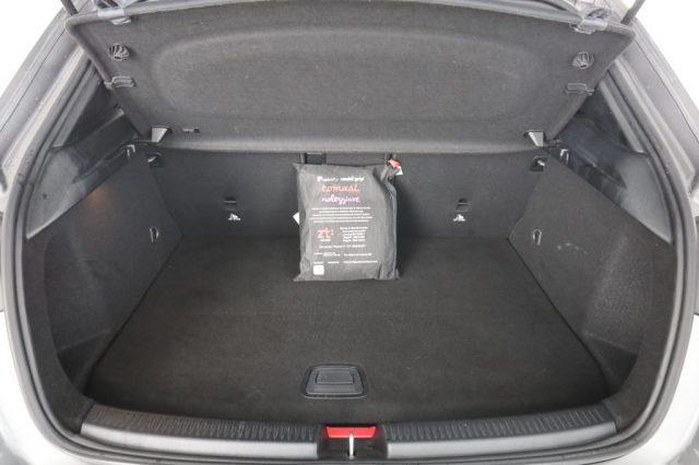 MERCEDES-BENZ A 250 A 250 e EQ-POWER Automatic PREMIUM