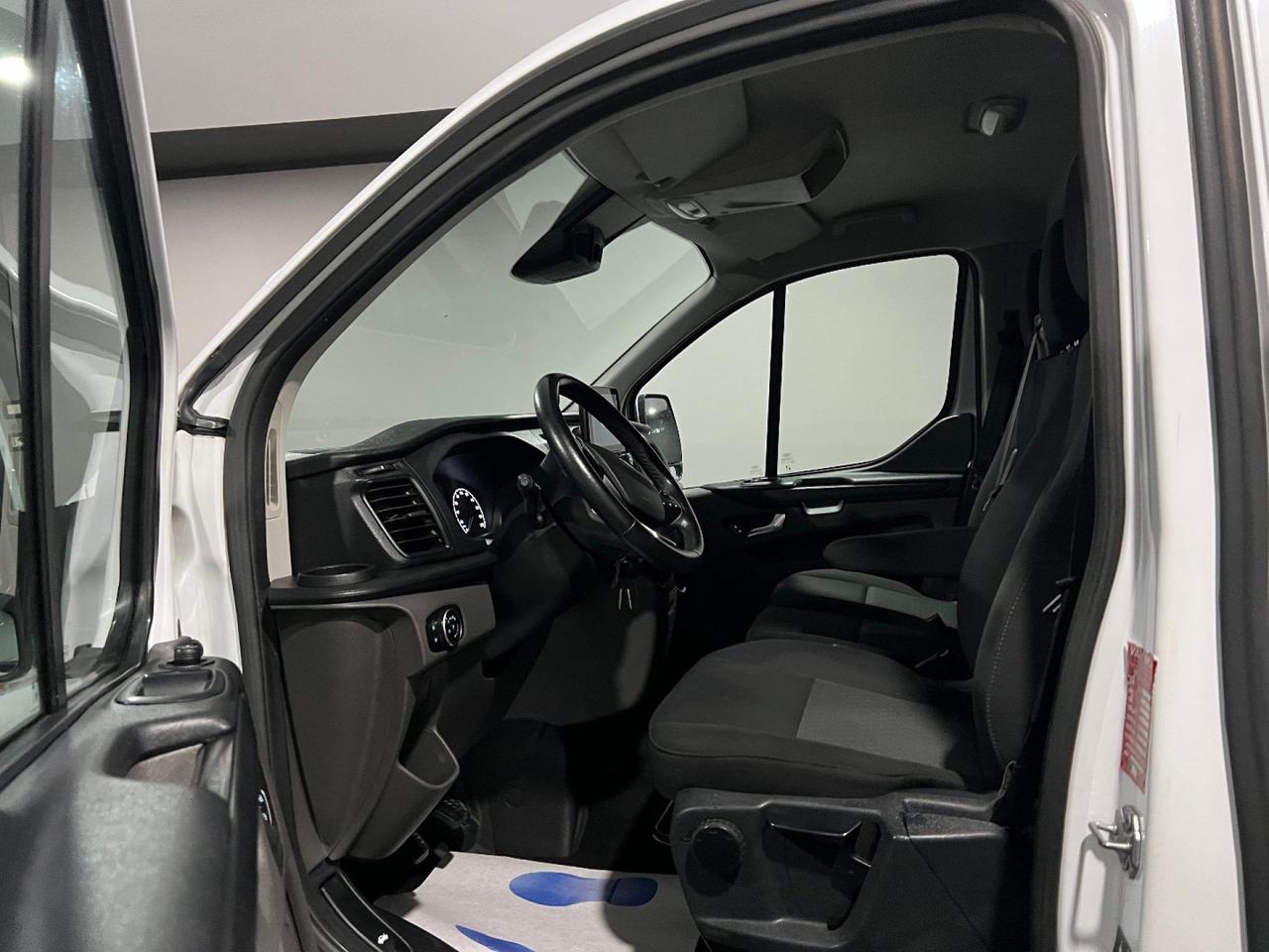 Ford Transit Custom 300 2.0 TDCi 130 PL Furgone Titanium