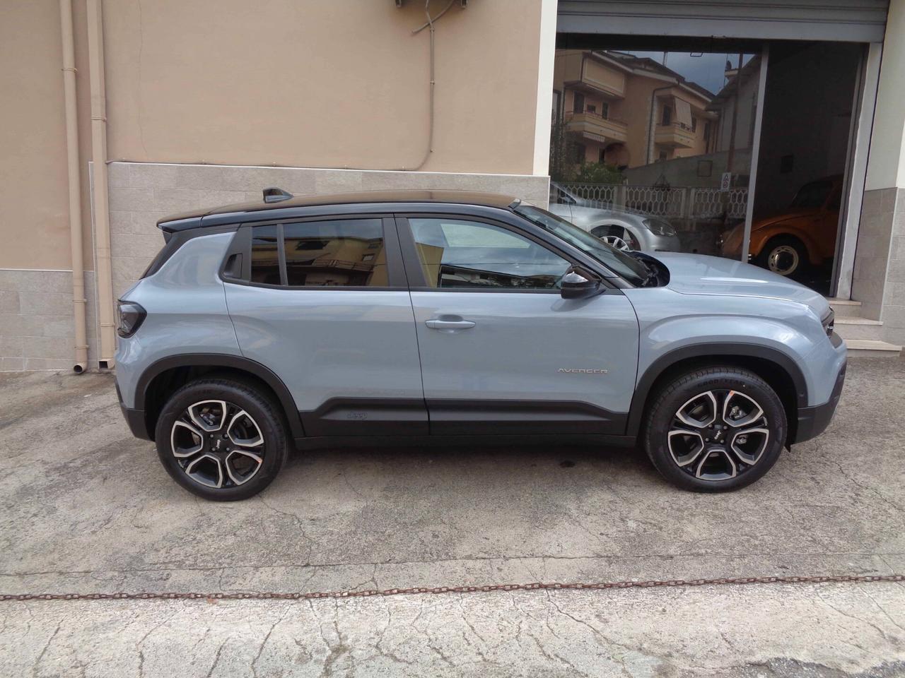 Jeep Avenger 1.2 Turbo 110 CV MHEV Summit (IN PROMOZIONE FINO AL 31/10/2025)