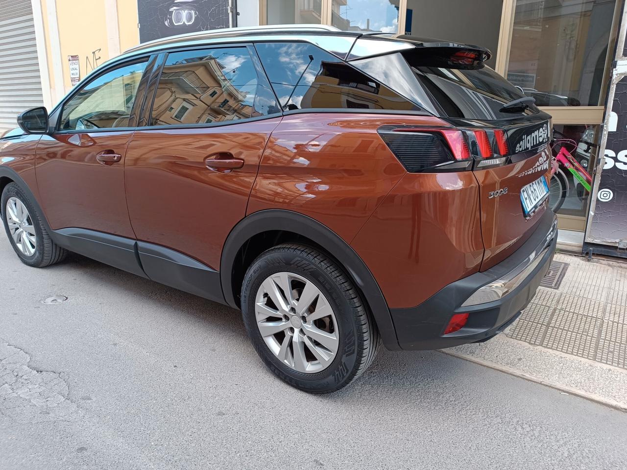 Peugeot 3008 BlueHDi 120 CV ALLURE FULL