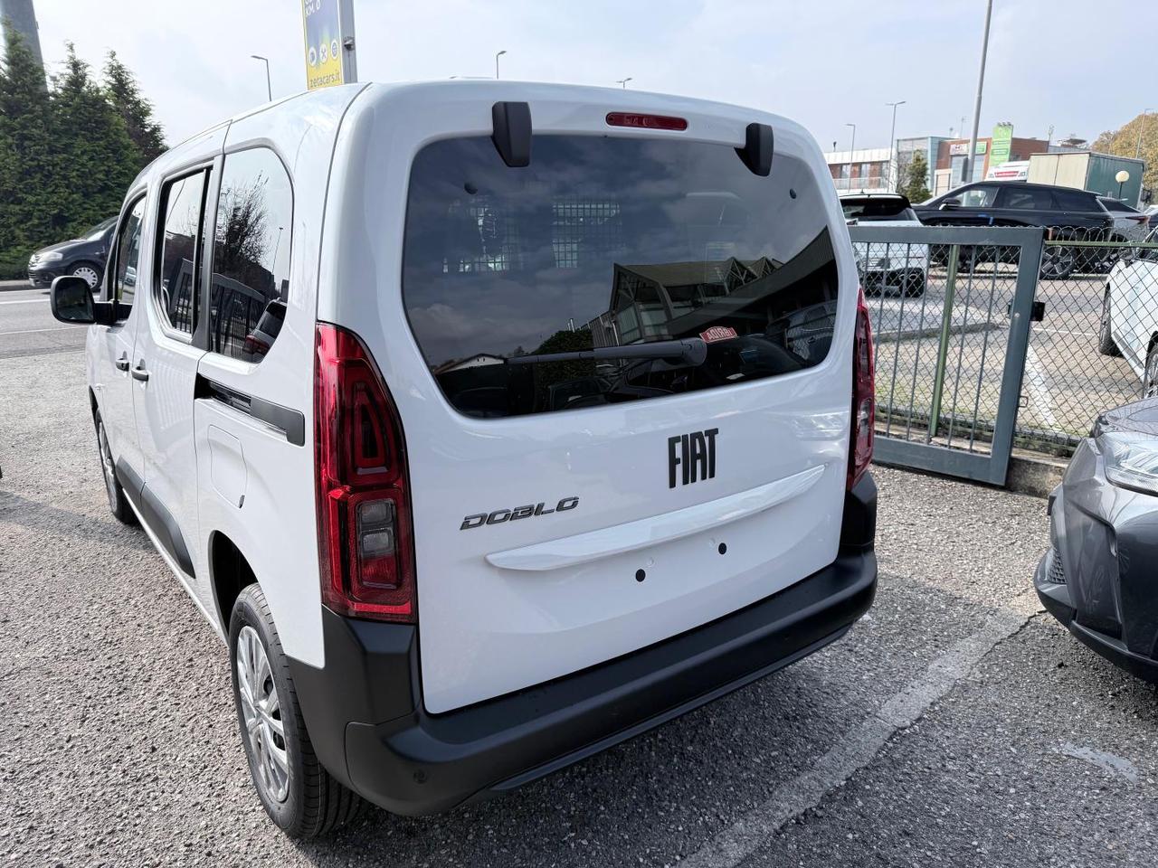 Fiat Doblo Passo Corto 1.5 d Doblo 130cv auto