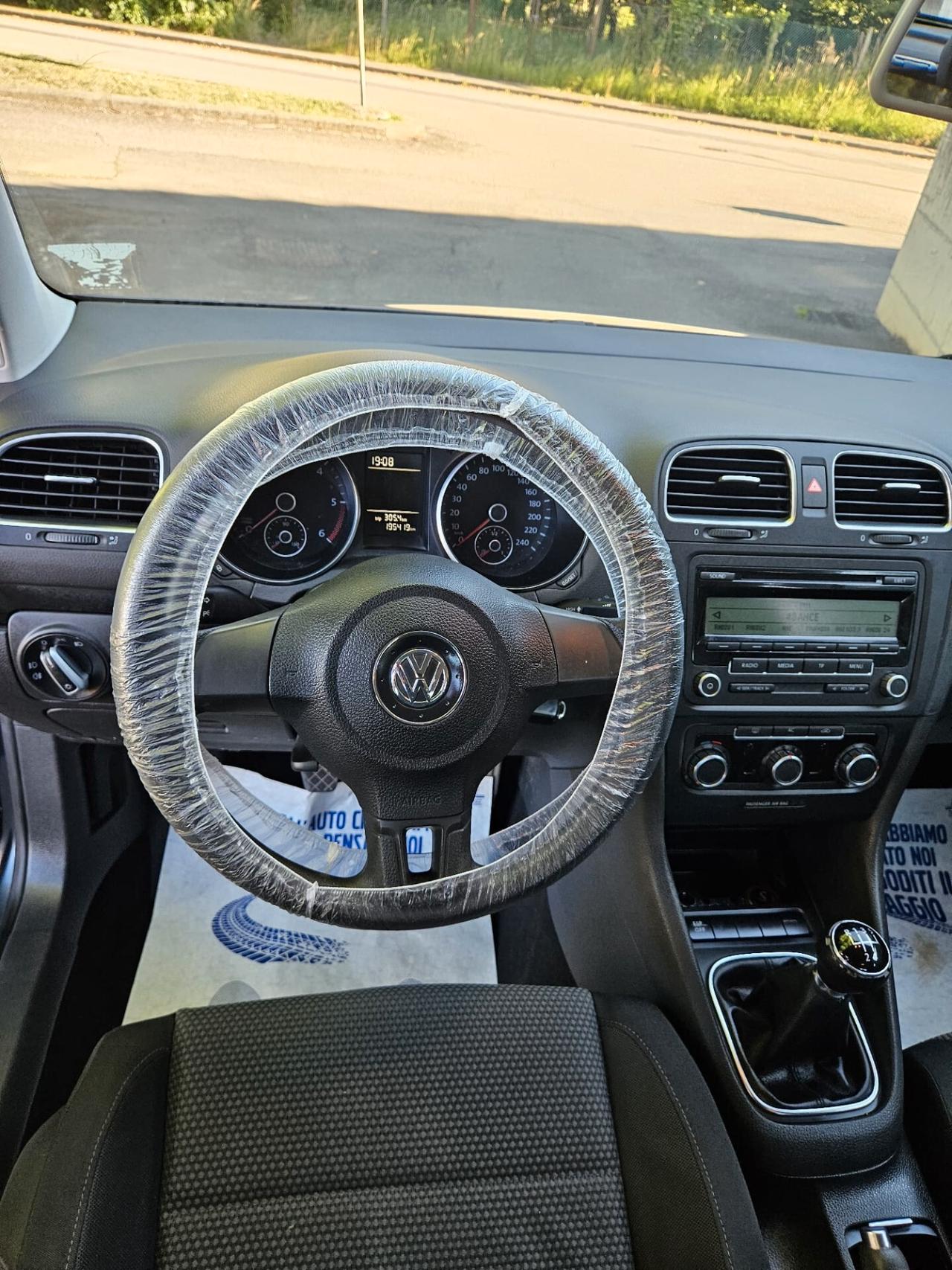 Volkswagen Golf 1.6 TDI NEOPATENTATI