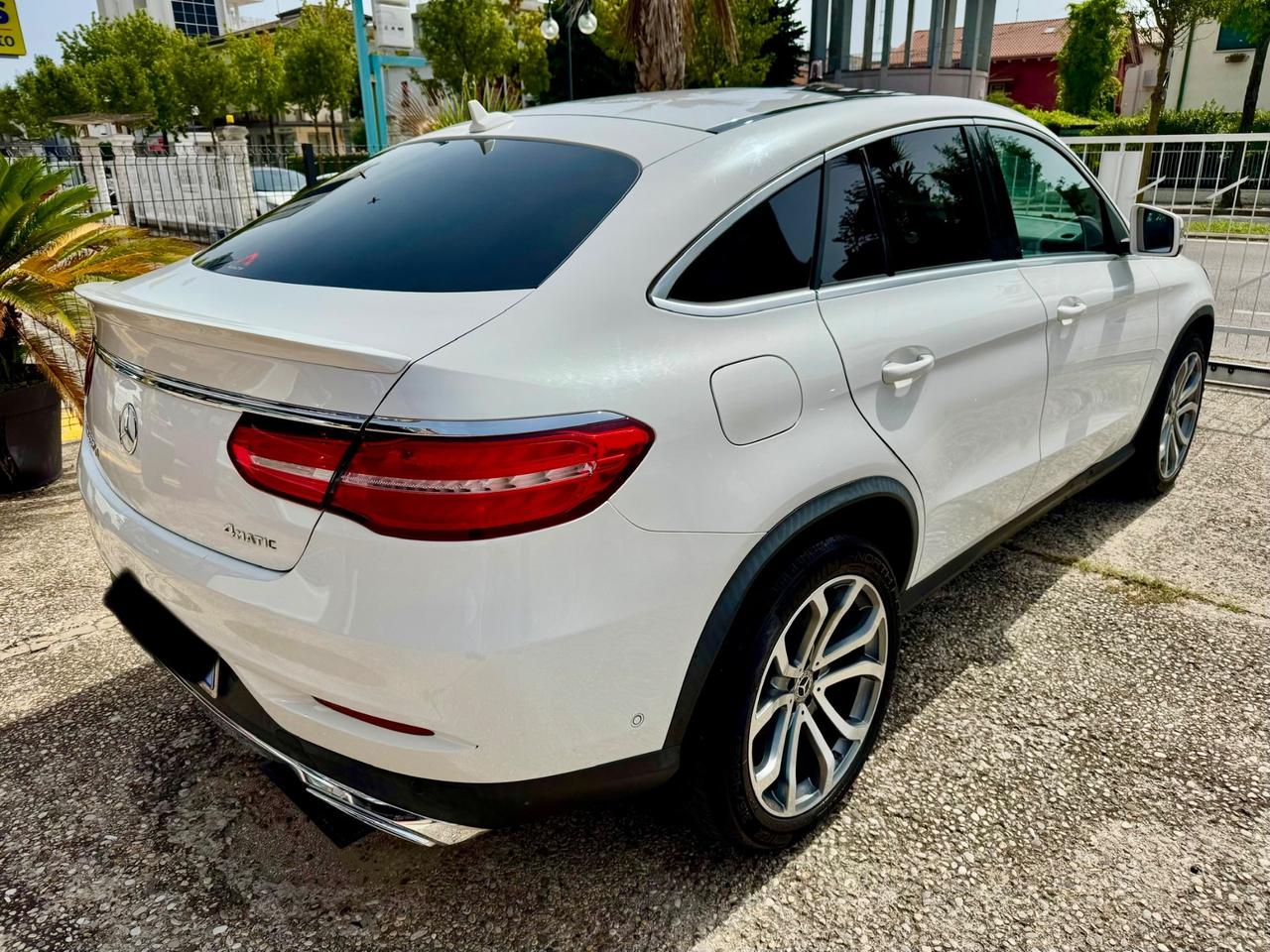 MERCEDES-BENZ GLE 350 d 4MATIC COUPE (PERMUTO)