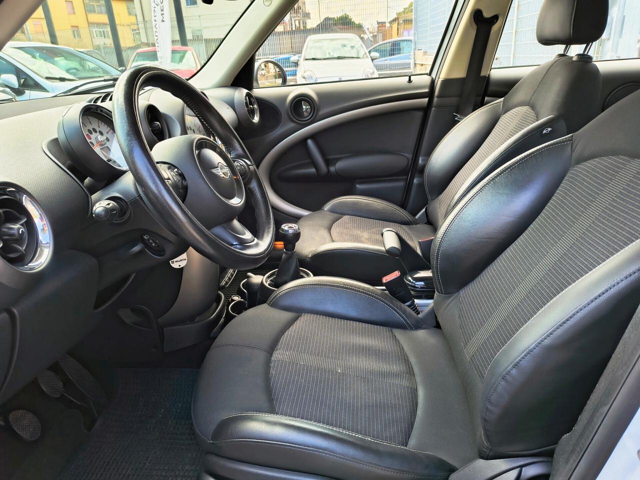 MINI COUNTRYMAN COOPER 1.6 DIESEL SOLO 68.000 KM