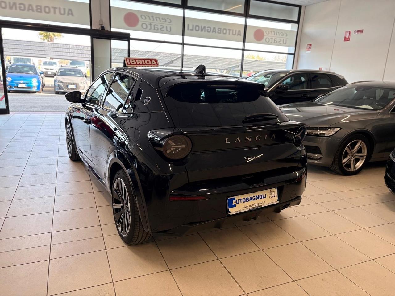 Lancia Ypsilon LX Hybrid 110 e-DCT SPOTICAR