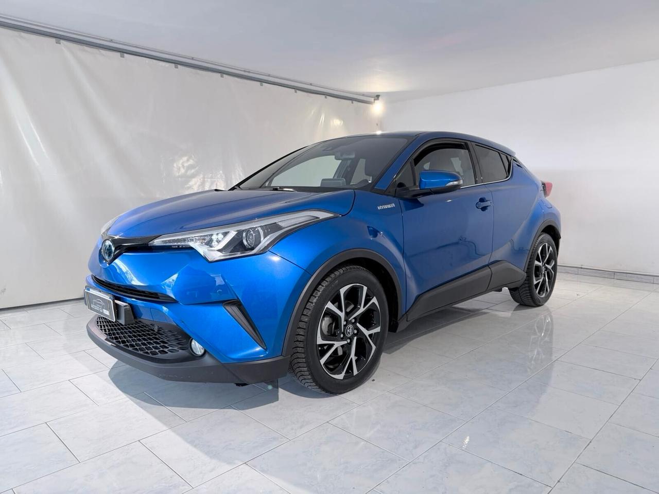 Toyota C-HR 1.8 FULL HYBRID PRONTA CONSEGNA