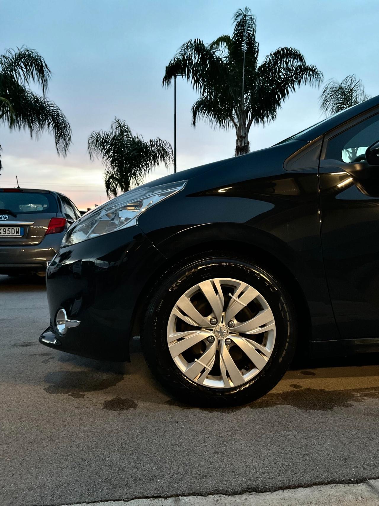 Peugeot 208 1.4 VTi 95 CV 5p. GPL Active