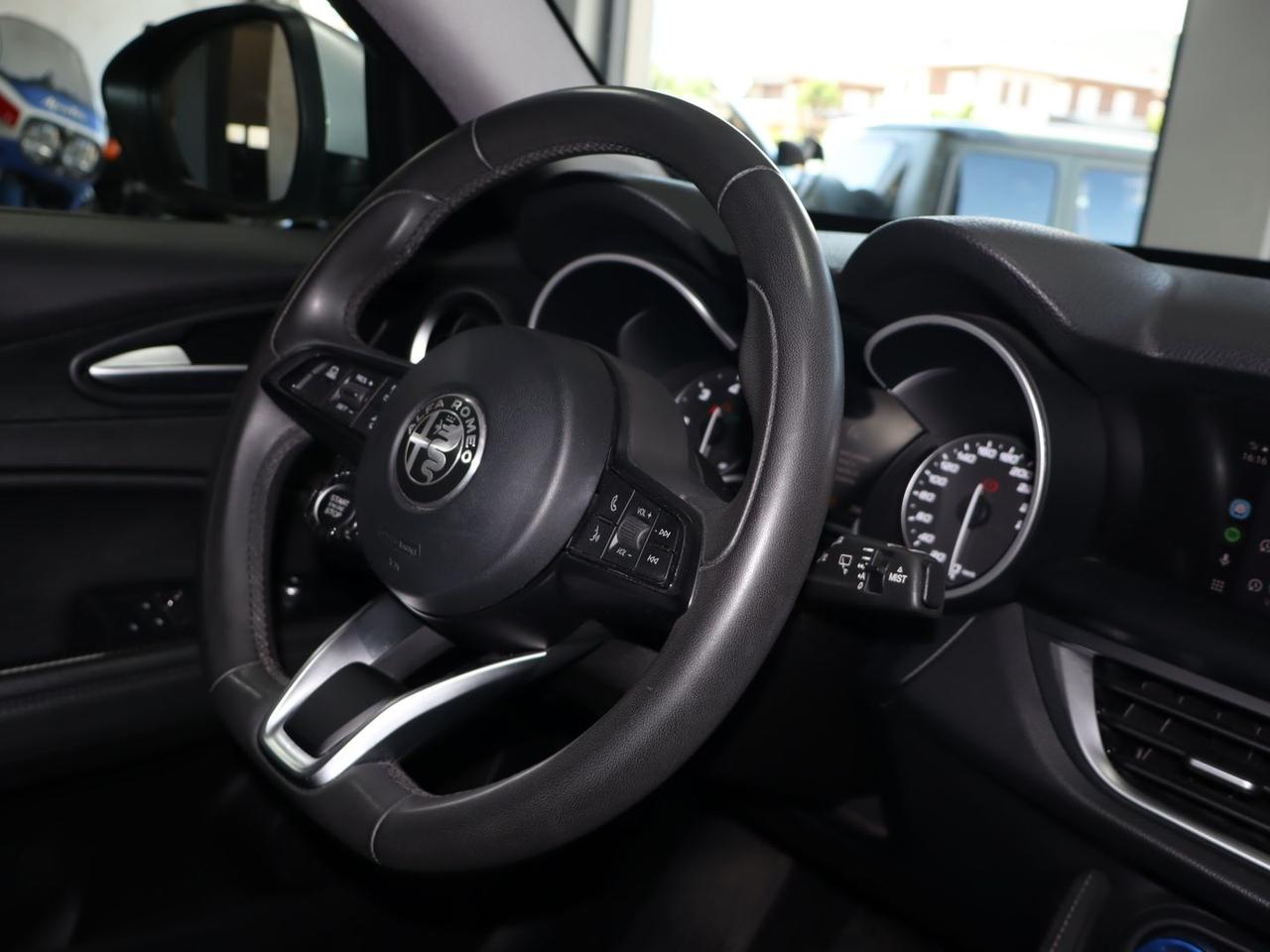 Alfa Romeo Stelvio Q4 Business 2.2 #11189