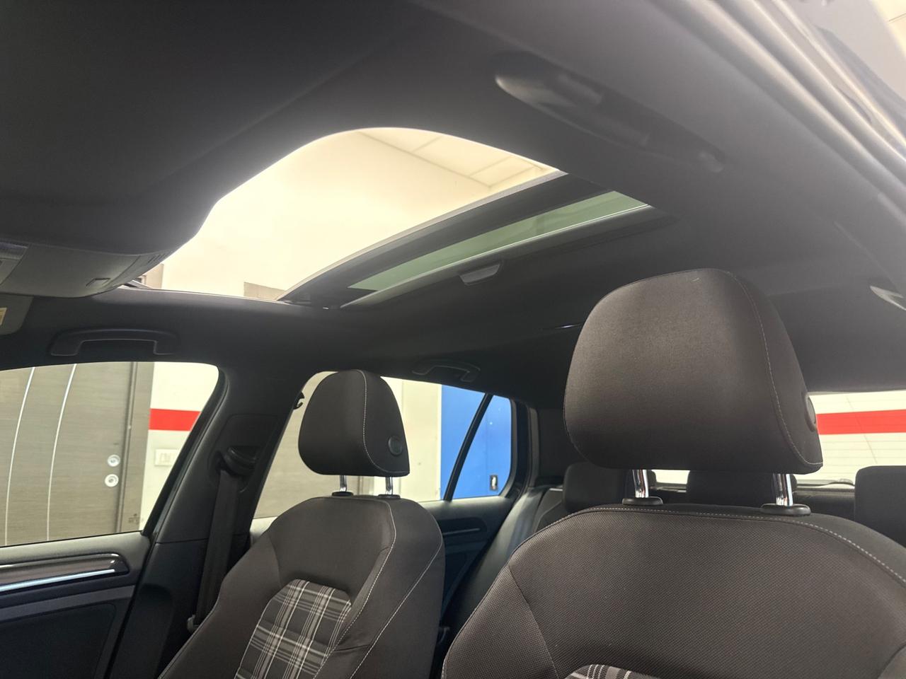 Volkswagen Golf GTD 2.0 TDI DSG 5p. BlueMotion Technology