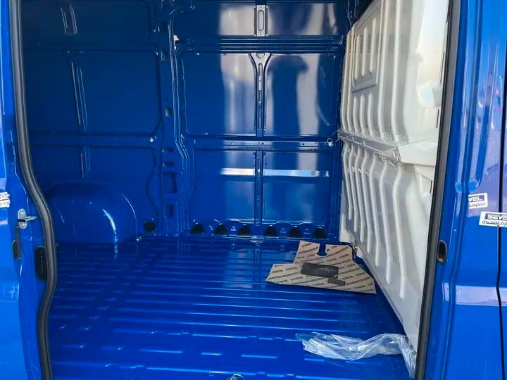Peugeot Boxer 335 2.2 BlueHDi 140 S&S L2H2