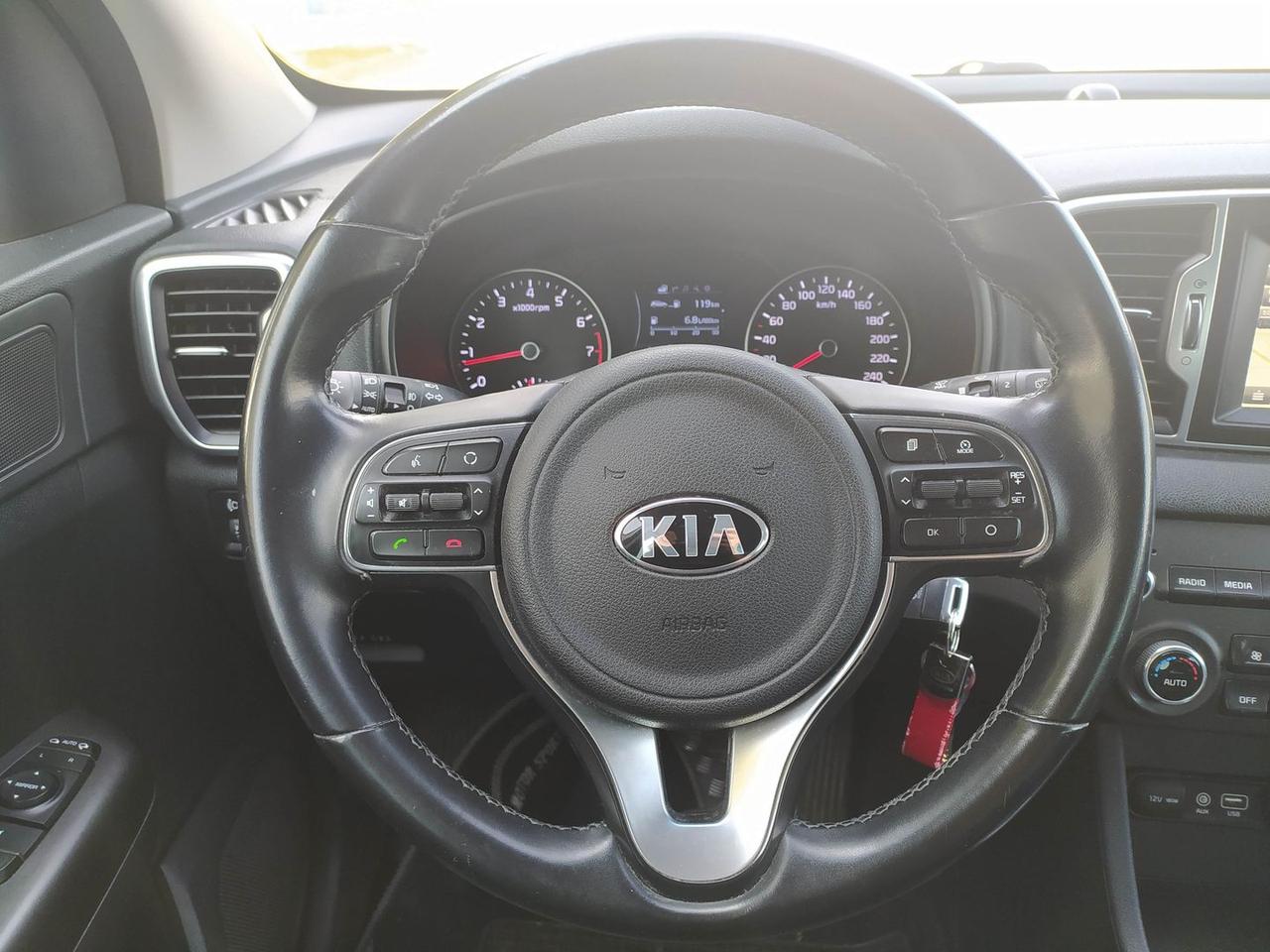 Kia Sportage Cool 1.6 GDI #12027