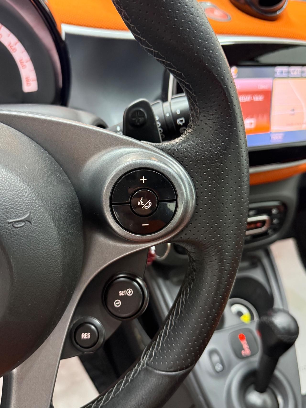 Smart ForTwo 0.9 Turbo twinamic Urbanrunner Brabus Style Italiana Uni prop