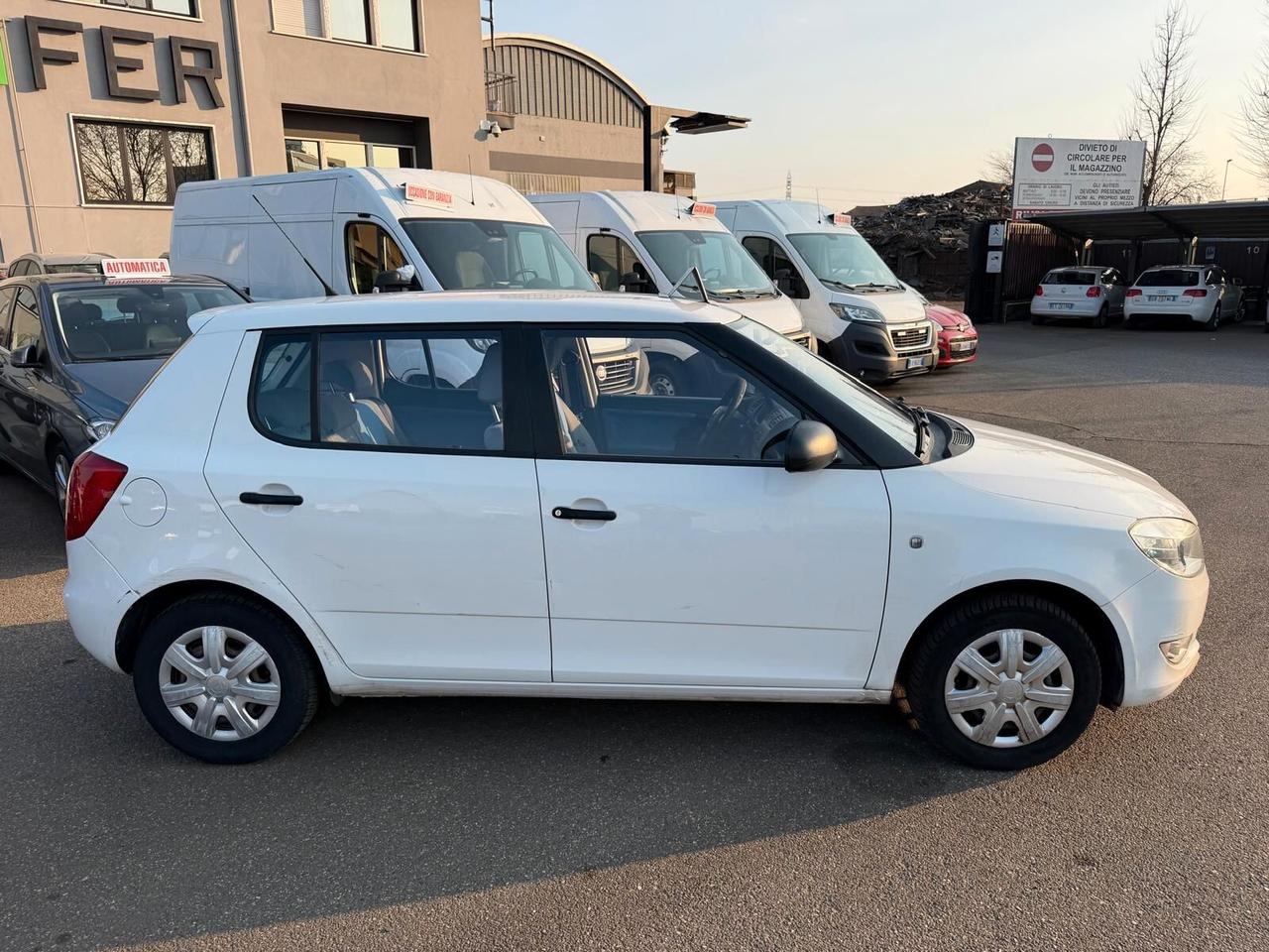 Skoda Fabia 1.2 6V 60CV 5p. Active