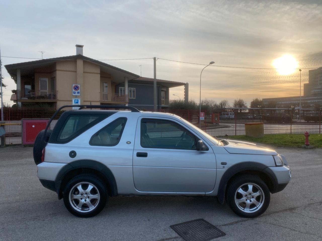 Land Rover Freelander 2.0 Td4 16V LEGGI BENE