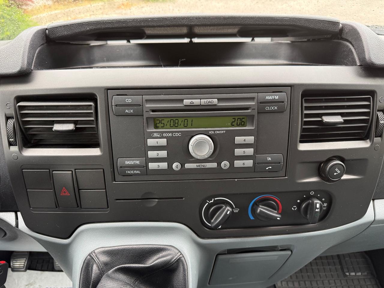 Ford Transit 9 posti