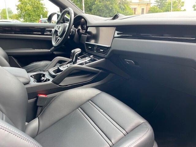Porsche Cayenne Coupé 3.0 V6
