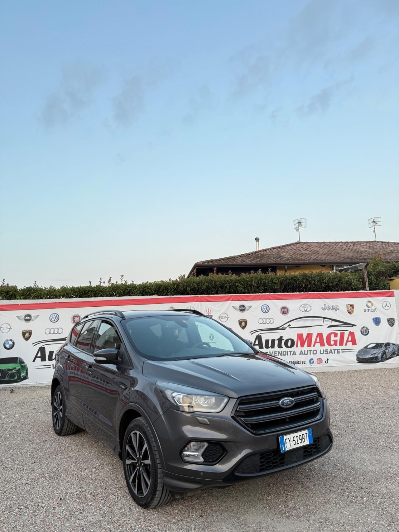 Ford Kuga 2.0 TDCI 150 CV S&S 4WD Powershift ST-Line