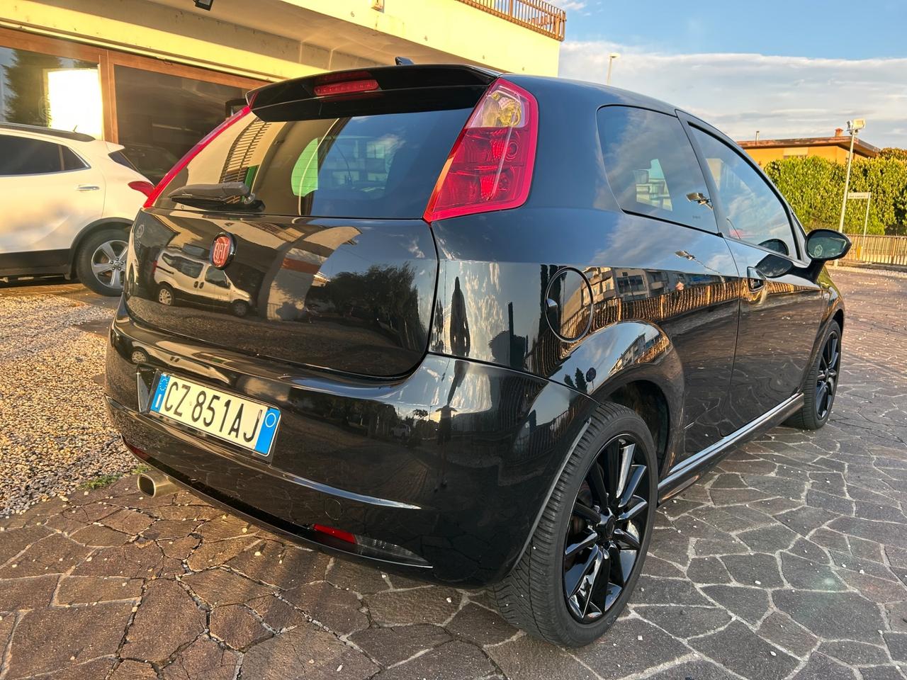 Fiat Grande Punto - 1.9 MJT 130 CV Sport 152.000 KM