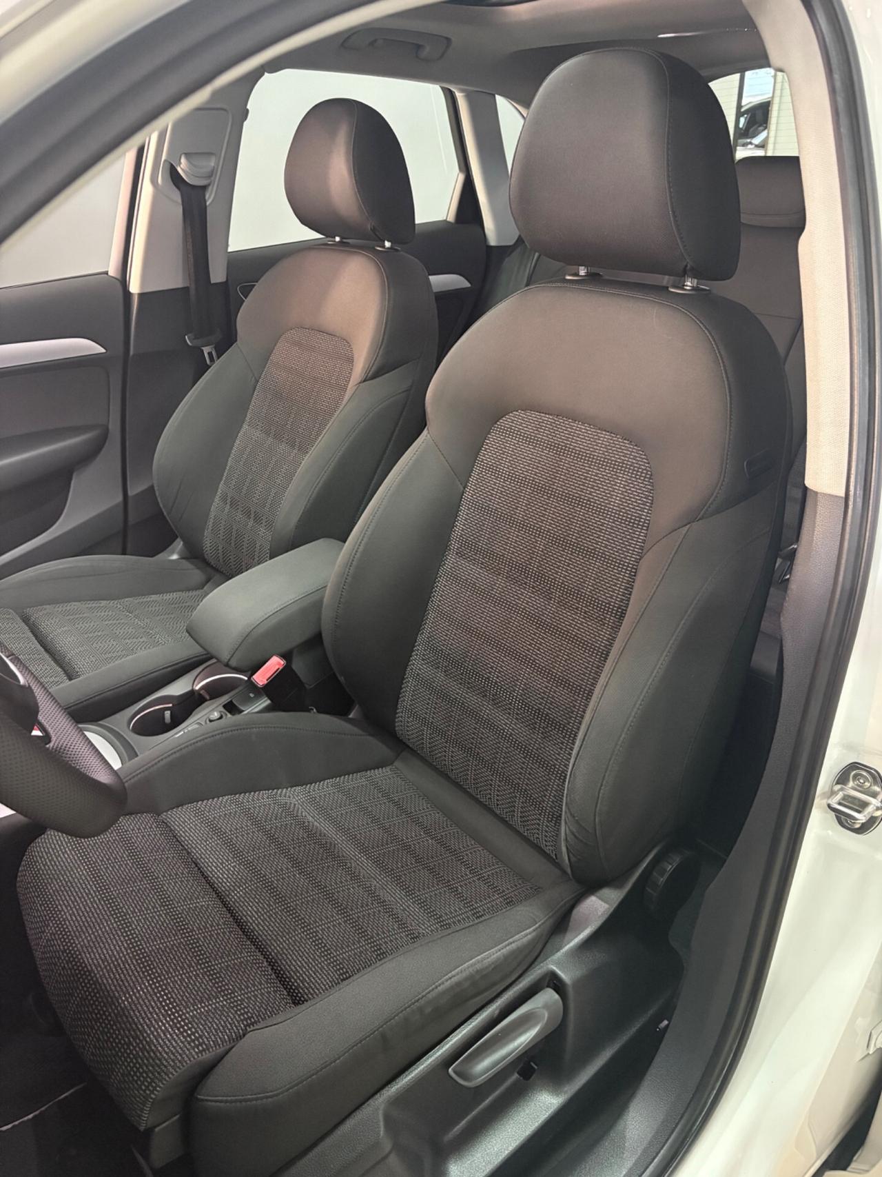 Audi Q3 2.0 150 CV quattro S tronic Sport * TETTO APRIBILE