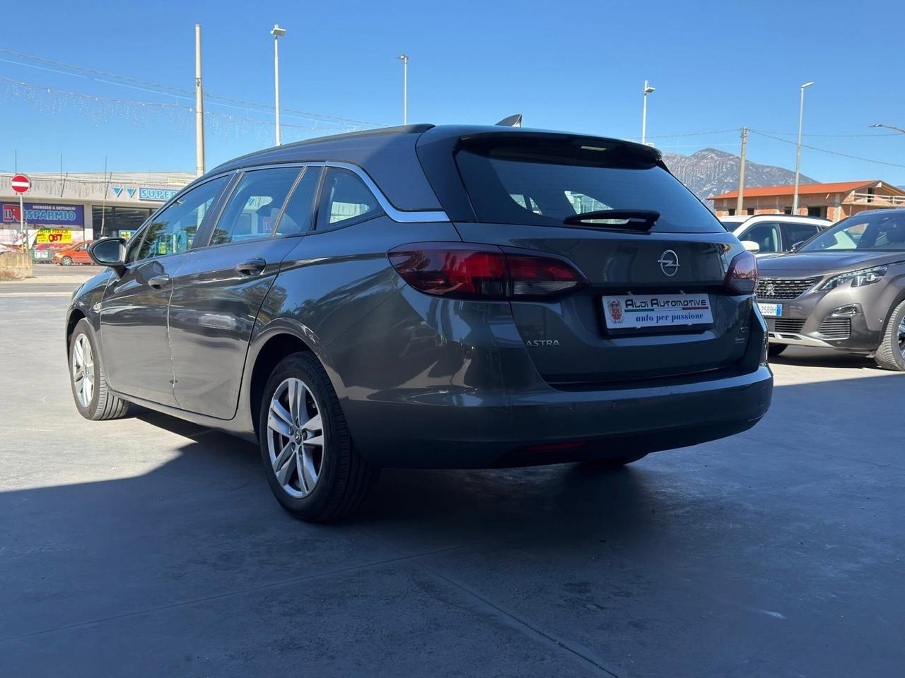 Opel Astra 1.6 CDTi 136CV Start&Stop Sports Tourer Innovation